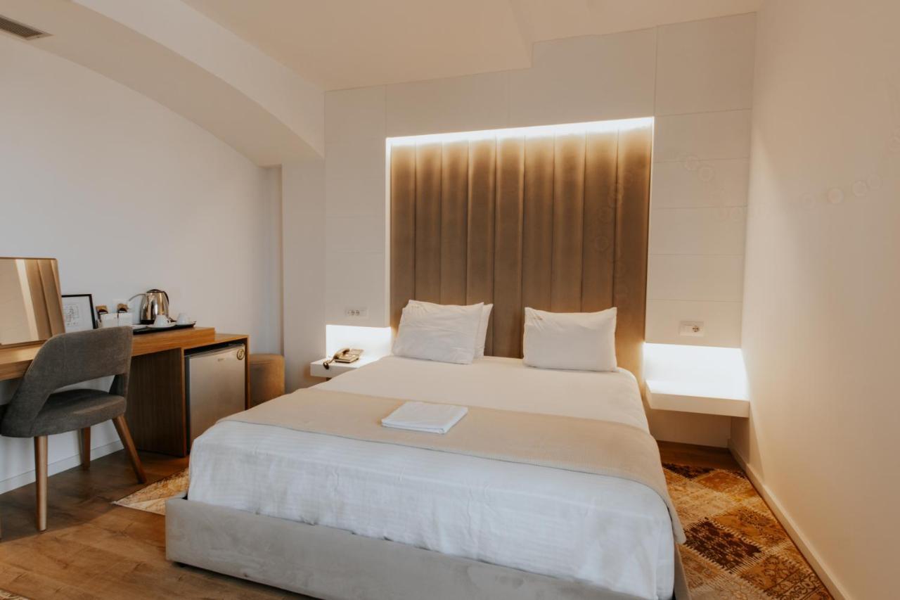 Sharm Hotel Luxury Gjirokastër Eksteriør bilde